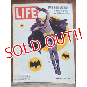 画像: ct-131106-04 BATMAN / LIFE Magazine March 11, 1966