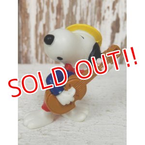 画像: ct-140218-15 Snoopy / Schleich 80's PVC "Playing Guitar"