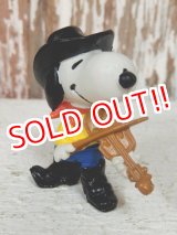 画像: ct-140218-10 Snoopy / Schleich 80's PVC "Fiddle"