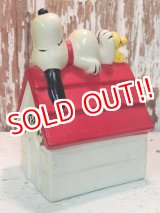 画像: ct-140218-10 Snoopy / Determined 70's Ceramic Bank "Snoopy House"