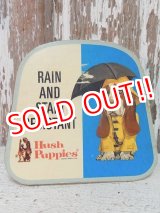 画像: ct-141001-22 Hush Puppies / 70's Cardboard sign "Rain and Stain Resistant"