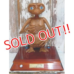 画像: ct-150401-12 E.T. / 2002 AUTHENTIC E.T. 2002 LIMITED EDITION Display