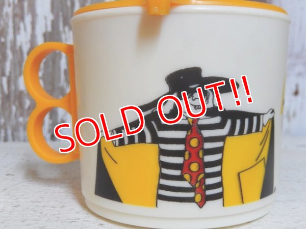 画像2: ct-151208-76 McDonald's / 1983 Plastic Mug "Hamburglar"