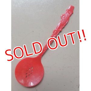 画像: ct-160901-33 Planters / Mr.Peanut 60's Plastic Butter Spoon (Red)