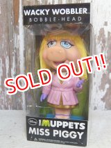 画像: ct-161201-05 Funko Wacky Wobbler / The Muppets "Miss Piggy"