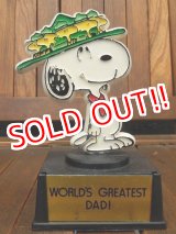 画像: ct-170511-19 Snoopy / AVIVA 70's Trophy "World's Greatest Dad!"