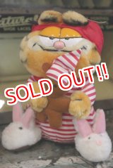 画像: ct-180201-19 Garfield / R.DAKIN 1980's Plush Doll "Pajamas"