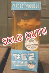 画像: pz-130917-04 Funko Wacky Wobbler / PEZ Policeman