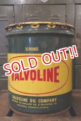 画像: dp-180701-51 VALVOLINE / 1950's 35 Pounds Oil Can