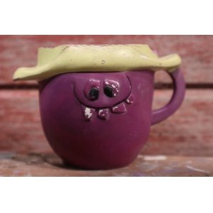 画像: ct-150202-14 【JUNK】Pillsbury / Funny Face 1970's Plastic Mug "Goofy Grape"