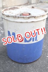 画像: dp-190801-16 Mobil / 1960's-1970's 5 U.S.Gallons Oil Can