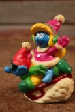 画像2: ct-201101-06 Smurf & Smurfette 1997 Candy Topper "Snow Flyer"