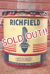 画像: dp-201101-45 RICHFIELD / 1957 5 U.S.GALLONS Oil Can