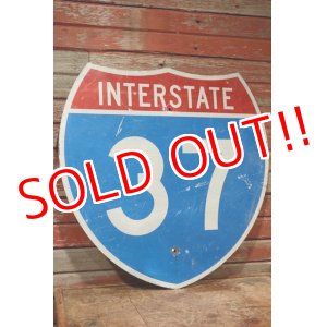 画像: dp-201101-68 Road Sign "INTERSTATE 37"