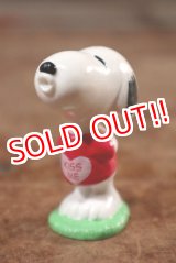 画像: ct-201114-86 Snoopy / Whitman's 1999 PVC Figure "Kiss Me"