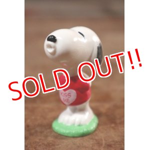 画像: ct-201114-86 Snoopy / Whitman's 1999 PVC Figure "Kiss Me"