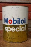 画像1: dp-201201-56 Mobiloil Special / One U.S. Gallon Oil Can