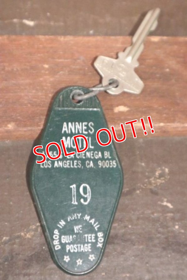 画像1: dp-210101-45 ANNES MOTEL / Vintage Room Key