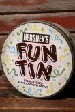 画像1: dp-210801-14 HERSHEY'S FUN TIN / 1980's〜 Metal Can