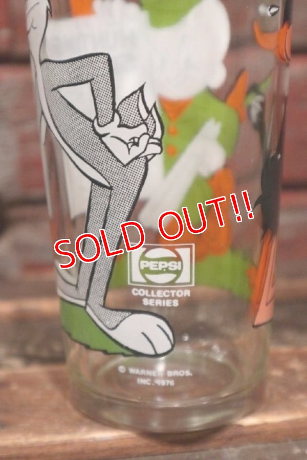 画像4: gs-210701-10 Bugs Bunny, Daffy Duck & Elmer Fudd / PEPSI 1976 Collector Series Glass