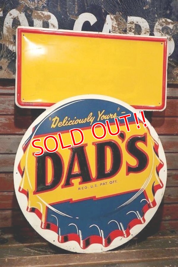 画像1: dp-220301-11 DAD'S ROOT BEER / 1950's Advertising Metal Sign