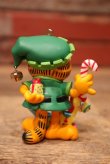 画像4: ct-220901-14 Garfield / CARLTON CARDS 2004 Christmas Ornament "Elfish Antics"