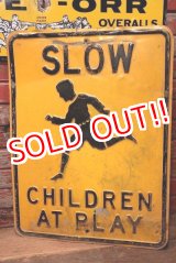 画像: dp-221001-02 Road Sign 〜1950's "SLOW CHILDREN AT PLAY"