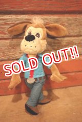 画像: ct-230201-61 Chuck E. Cheese / Jasper T. Jowls Hounddog 2000's Plush Doll