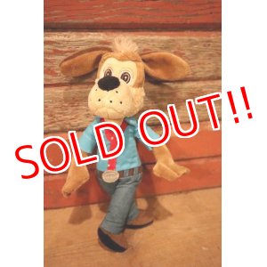 画像: ct-230201-61 Chuck E. Cheese / Jasper T. Jowls Hounddog 2000's Plush Doll