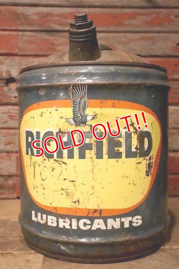 画像1: dp-230401-19 RICHFIELD / 1960's 5 U.S. GALLONS OIL CAN