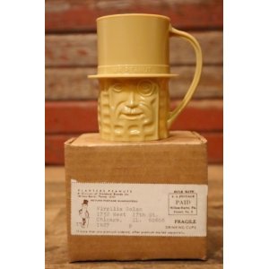 画像: ct-231211-08 PLANTERS / MR.PEANUT 1950's Plastic Mug (Light Brown)