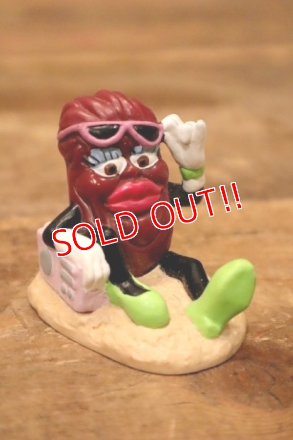 画像1: ct-151027-11 The California Raisins / 1988 PVC Figure "Girl with Sunglasses"