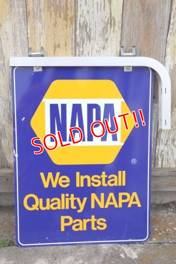 画像1: dp-240101-44 NAPA 1986 W-side Metal Sign