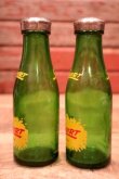 画像7: dp-240418-04 SQUIRT / 1950's Salt and Pepper Shaker Bottles