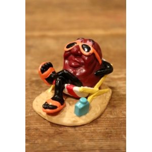 画像: ct-241008-83 The California Raisins / 1988 PVC Figure "Boy In Beach Chair"