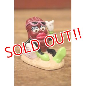 画像: ct-241008-83 The California Raisins / 1988 PVC Figure "Girl with Sunglasses"