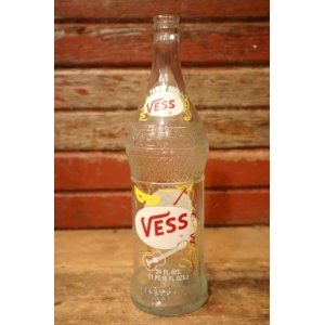 画像: dk-068 VESS BEVERAGES / 1960's 24 FL.OZ. Bottle