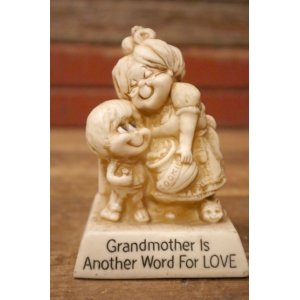 画像: ct-220901-15 R & W BERRIES 1979 Message Doll "Grandmother Is Another World For Love"