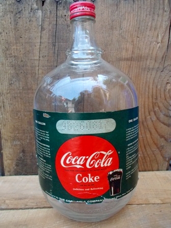 お宝☆珍しいコカコーラの1ガロンサイズの缶❗️