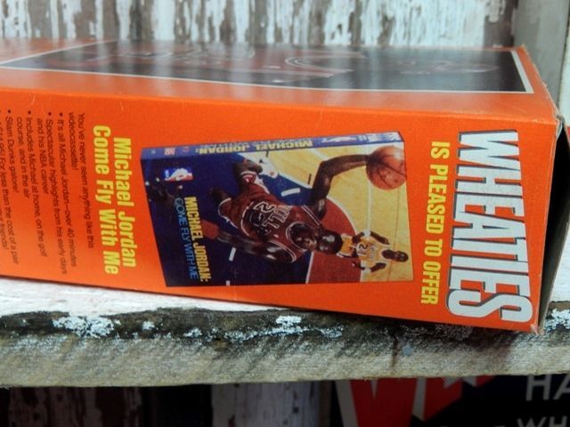 画像: ct-140509-02 Wheaties / Micheal Jordan 80's Cereal Box