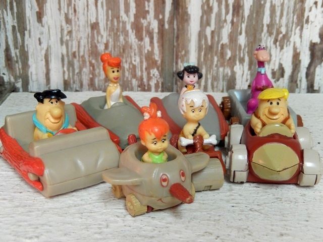 ct-140805-51 The Flintstones / Denny's Kids Club Toy 