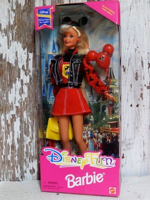 ct-150512-07 Disney Fun / Mattel 1997 Barbie Doll