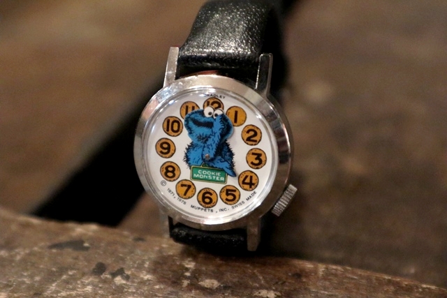 ct-180801-28 Cookie Monster / Bradley 1970's Hand- winding type watch