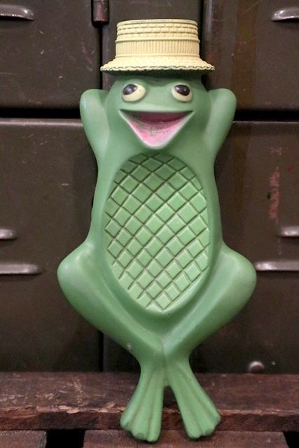 ct-181001-04 Freddie the Frog / AVON 1970's Soap Dish