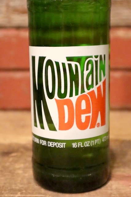 dp-230724-18 Mountain Dew / 1980's 16 FL.OZ Bottle - Jack's Mart