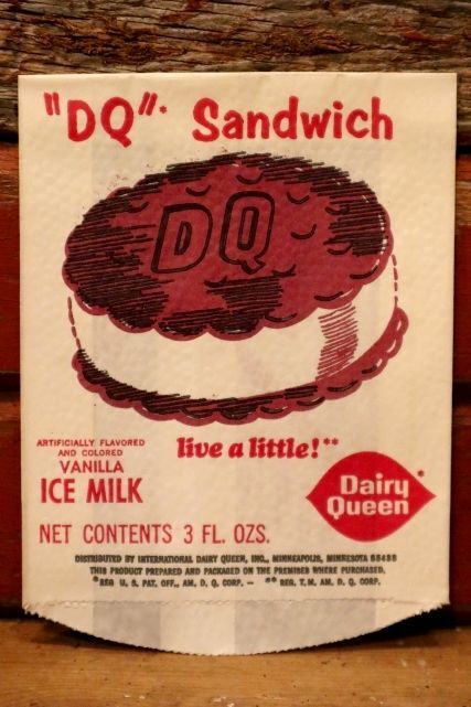 dp-231001-26 Dairy Queen / 1960's 