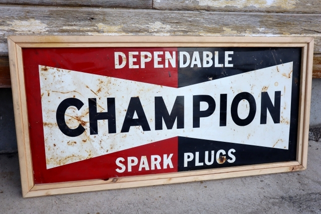 画像1: dp-240911-41 CHAMPION / 1950's W-side Metal Sign