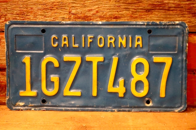 画像1: dp-241106-31 License Plate 1980's CALIFORNIA "1GZT487"